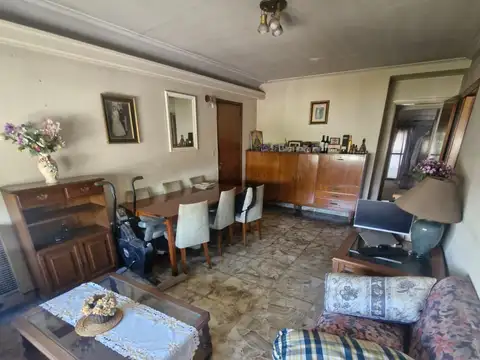 Local en venta en San Isidro Vias / Rolon