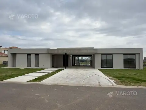 Casa en Venta  - Barrio El Naudir - MAROTO PROPIEDADES