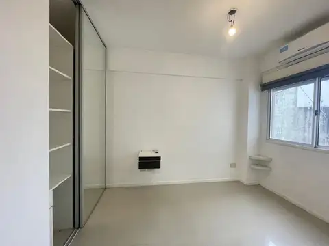Depto Tipo Casa en Alquiler de 1 dormitorio
