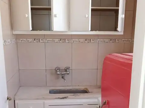 Venta Departamento con balcon terraza a la calle