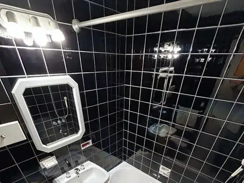 piso entero frente a parque rivadavia 