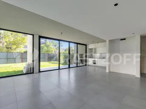 Departamento 4 ambientes + Escritorio y gran jardin en Nuevo Beccar Central