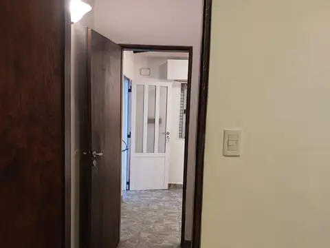Departamento de 1 dormitorio con patio en alquiler