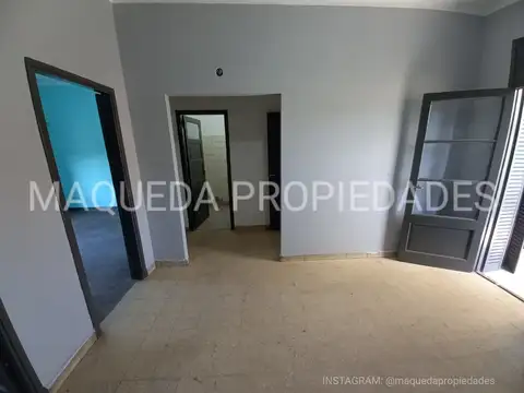 Depto Tipo Casa en Venta en Parque Avellaneda, USD 65.000
