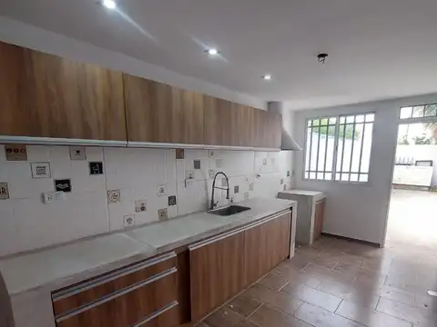 Casa en Venta en Coronel Dorrego, USD 100.000