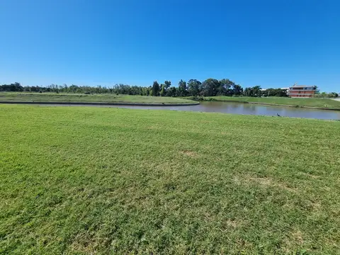 Lote al rio en venta en El  Yacht,  Nordelta 100