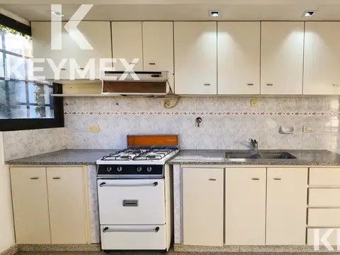 Casa en Venta en Los Hornos, USD 140.000