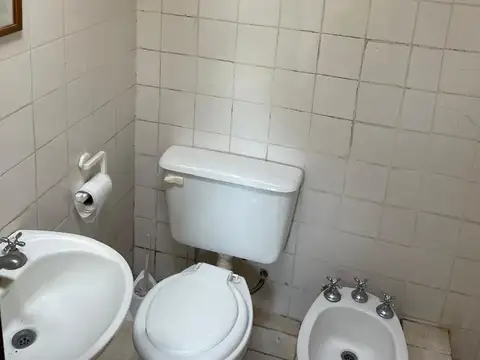 524 esq 21 2600, Piso 1