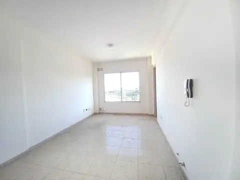 Departamento en Alquiler en Luis Agote, $ 390.000