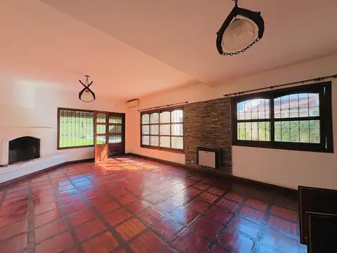 Casa en Venta en La Horqueta, USD 395.000