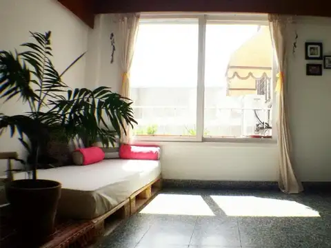 Laprida 1200, Piso 1°