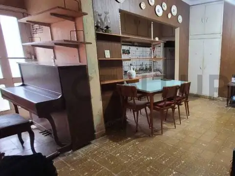 VENTA CASA 3 AMBiENTES GARAGE MAS LOCAL GENERAL PIRAN