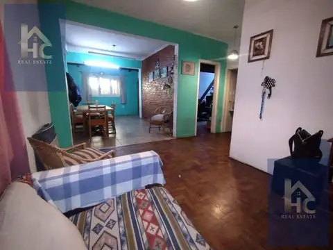 VENTA - CASA - BURZACO - 5 AMBIENTES - OPORTUNIDAD- RENTABILIDAD