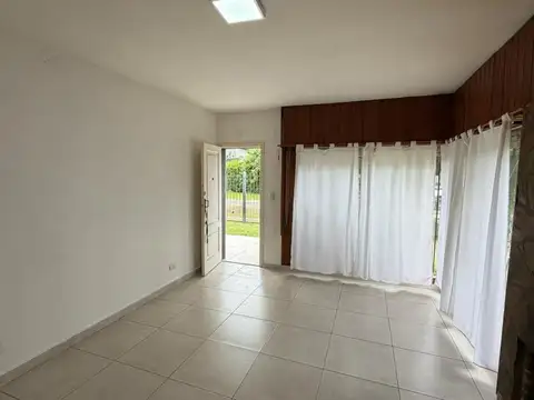 Casa en Venta en Francisco Alvarez, USD 95.000