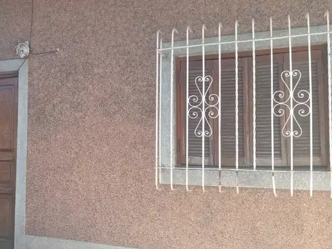 Depto Tipo Casa en Venta de 5 ambientes