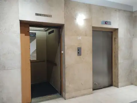 Galpon en Venta en Monserrat, USD 37.000