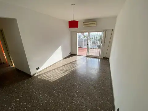 Departamento en Alquiler en Floresta, $ 950.000