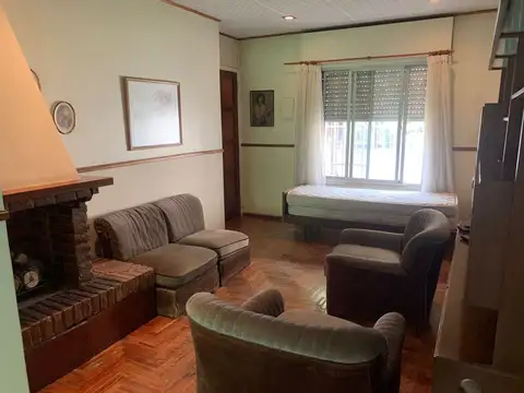 Casa - Alquiler - Argentina, La Matanza - Caupolican 573