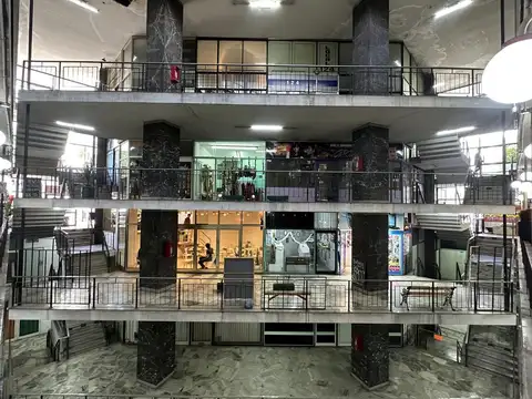 Luro 3226 esq. Independencia