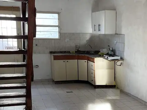 Depto Tipo Casa en Venta de 3 ambientes