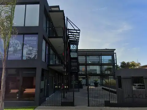 Oficina 50m² c/ Cochera - San Isidro