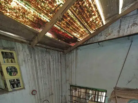 VENTA PH 5 AMB ESPACIOS AMPLIOS A REFACCIONAR