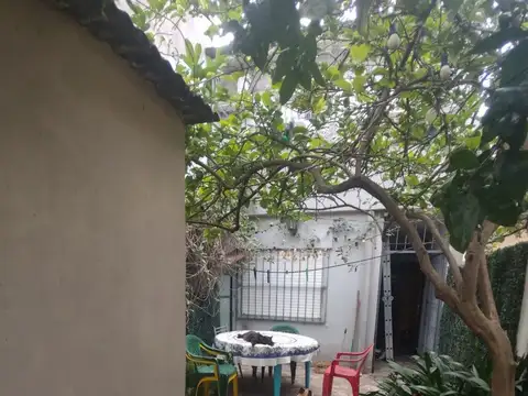 Depto Tipo Casa en Venta con 1 cocheras