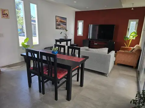 Casa en Venta 4 Ambientes en Las Brujas, Villa Rosa - Pilar