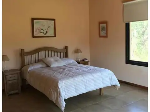 Casa en Alquiler Temporal con 1 cochera