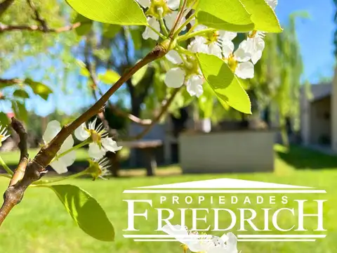 Casa en Venta con 5 cocheras