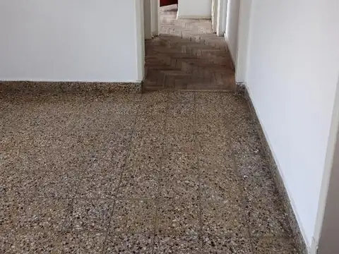 Departamento en Alquiler en Flores, $ 550.000