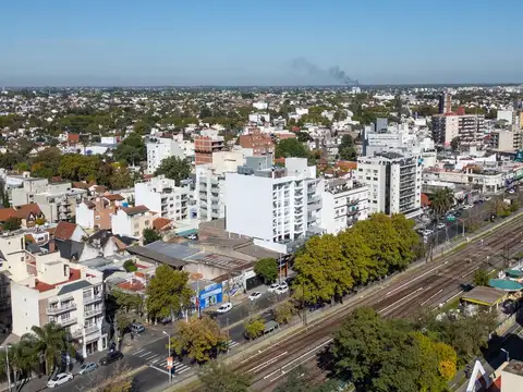 Local en Venta en Haedo Sur, USD 220.000