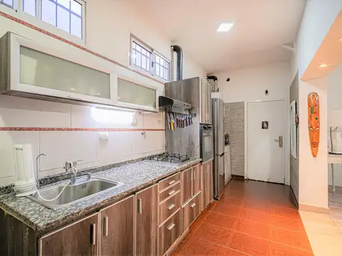 Depto Tipo Casa en Venta en Paternal, USD 228.000