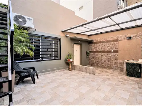 Depto Tipo Casa 5 ambientes con 3 baños