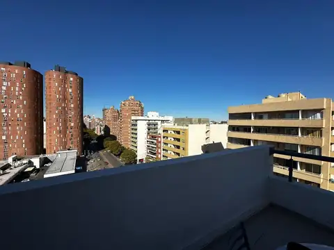 Avenida J. M. de Pueyrredón 800