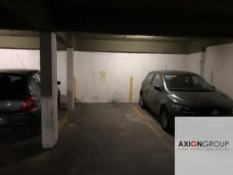 13 E/ 43 y Plaza Paso-Cochera en alquiler 100
