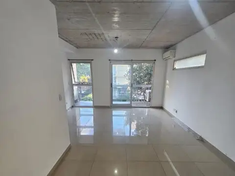 Holmberg 2100, Piso 3