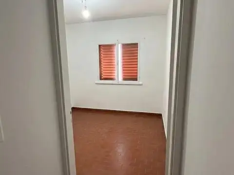 Departamento 4 ambientes con 1 baño