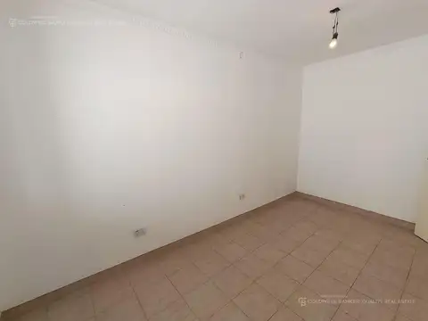 Depto Tipo Casa en Venta 60 años