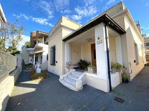 Avenida del Libertador 1700