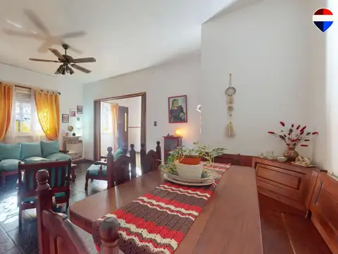 Depto Tipo Casa 4 ambientes con 2 baños