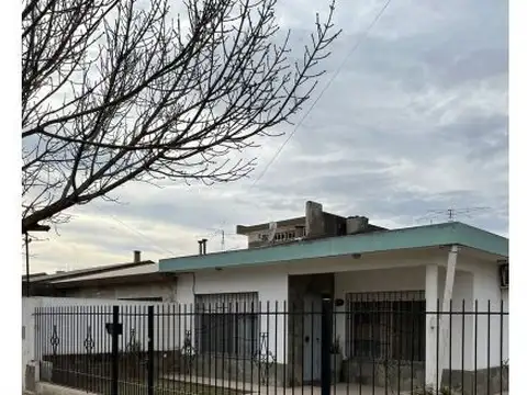 Lamadrid 108
