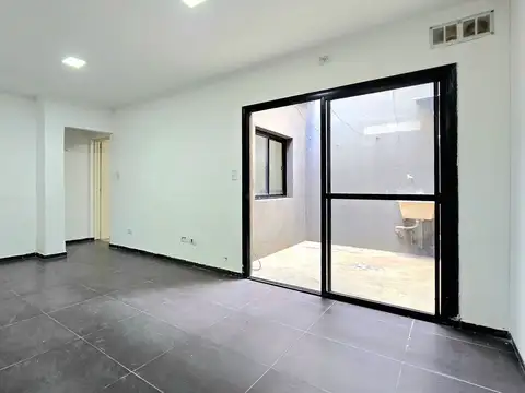 Depto Tipo Casa en Venta de 2 ambientes