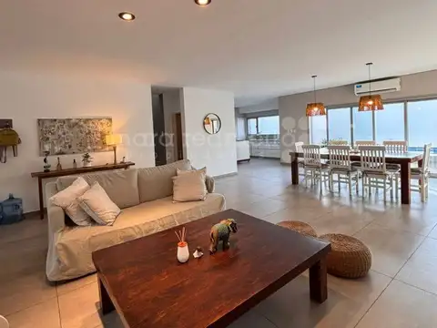 Casa en Venta en Chascomus, USD 330.000