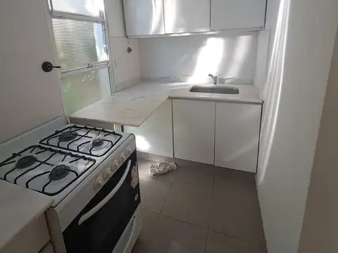 Juan José Paso 100
