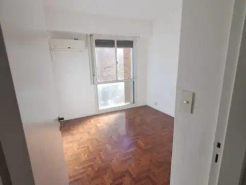 Departamento en Alquiler en Martínez, $ 820.000