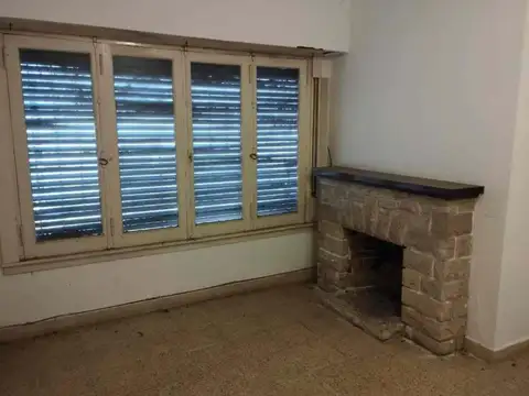 Casa en venta - 3 dormitorios 1 baño - 500mts2 - Manuel B. Gonnet, La Plata