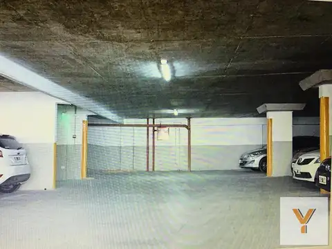 Cochera en venta - 15mts2 - San Cristóbal