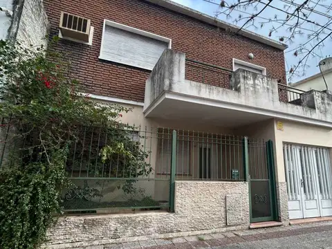 CASA EN VENTA EN PERGAMINO ZONA CENTRICA