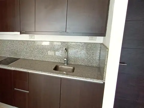 Departamento en Alquiler en Vicente Lopez Vias / Rio, USD 1.300